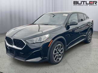 Used 2025 BMW X2 xDrive28i video 1