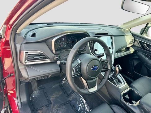 Used 2025 Subaru Outback Limited AWD/4WD image 9