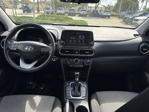 Used 2019 Hyundai Kona SEL FWD image 14