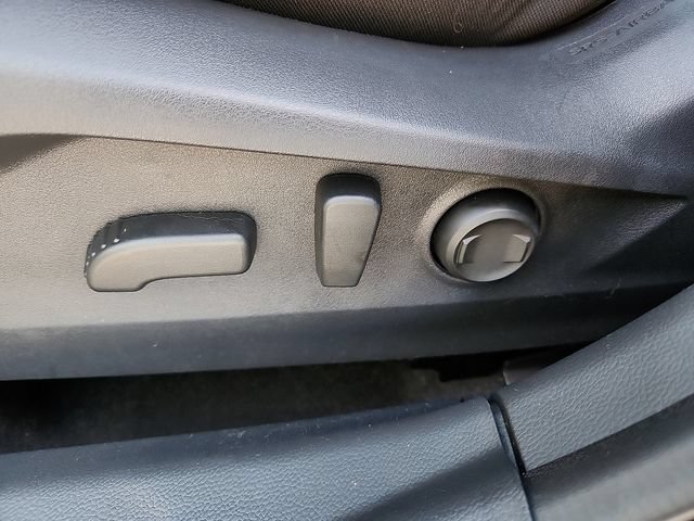 Used 2025 Subaru Outback Premium w/ Popular Package #1A AWD/4WD image 14