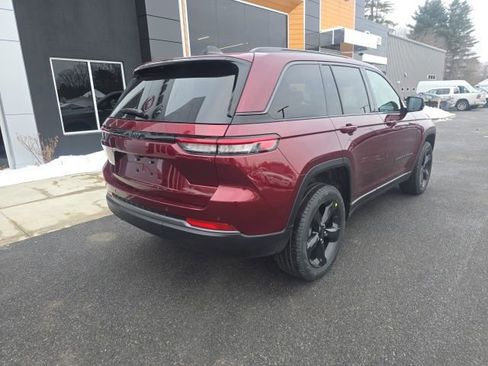 New 2026 Jeep Grand Cherokee Limited w/ Limited Altitude Package image 6