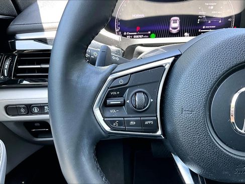 Certified 2022 Acura MDX FWD w/ Technology Package image 22