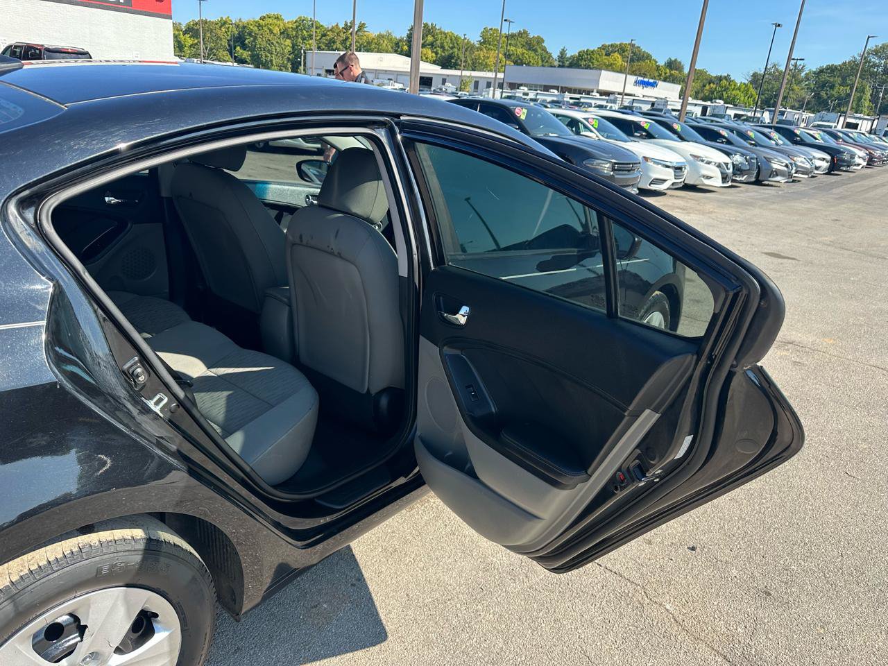 Used 2016 Kia Forte LX FWD image 11