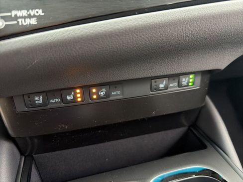 New 2025 Lexus ES 350 w/ Premium Package image 13