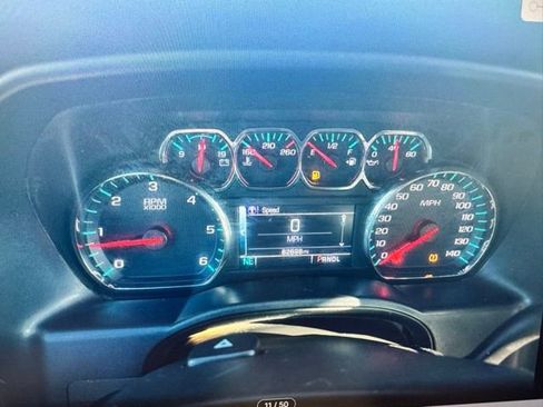 Used 2018 Chevrolet Silverado 1500 LT w/ All Star Edition image 4