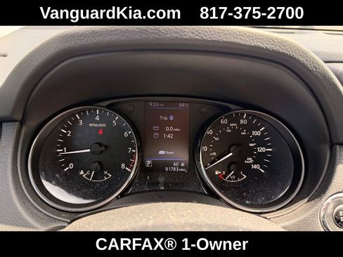 Used 2019 Nissan Rogue SV image 19