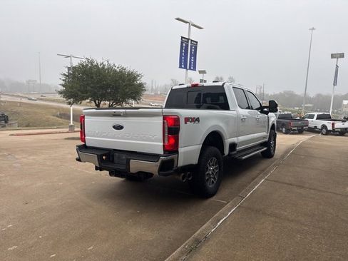 Used 2023 Ford F250 Lariat w/ FX4 Off-Road Package image 8