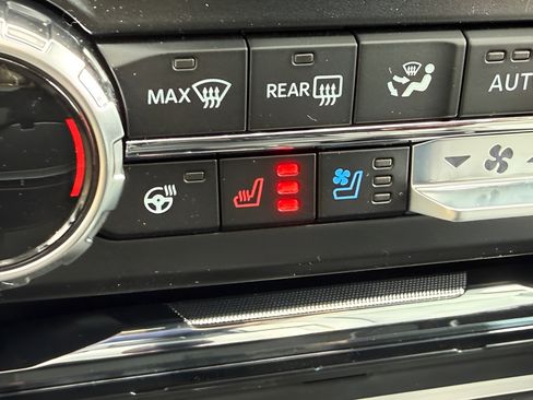 New 2026 Ford F350 Lariat w/ Lariat Premium Package AWD/4WD image 15