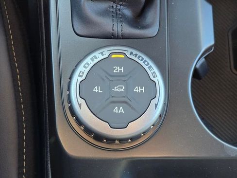 New 2025 Ford Bronco Badlands w/ Sasquatch Package image 24