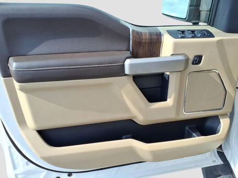 Used 2020 Ford F150 Lariat image 24