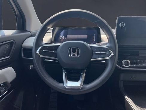 Used 2025 Honda Prologue EX image 12