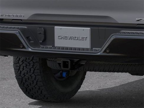 New 2026 Chevrolet Colorado ZR2 image 14