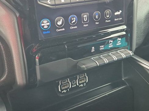 Used 2021 RAM 1500 Laramie w/ Sport Appearance Package AWD/4WD image 20