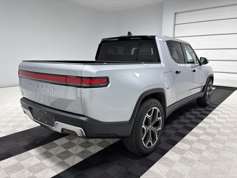 Used 2023 Rivian R1T Adventure image 5