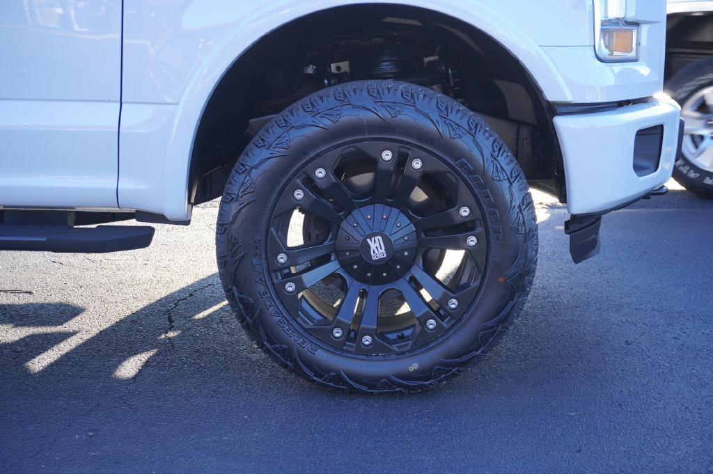 Used 2015 Ford F150 XLT w/ Equipment Group 302A Luxury AWD/4WD image 13