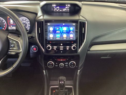 Certified 2022 Subaru Forester Limited AWD/4WD image 11