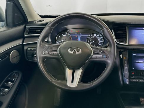 Used 2023 INFINITI QX50 Luxe image 17