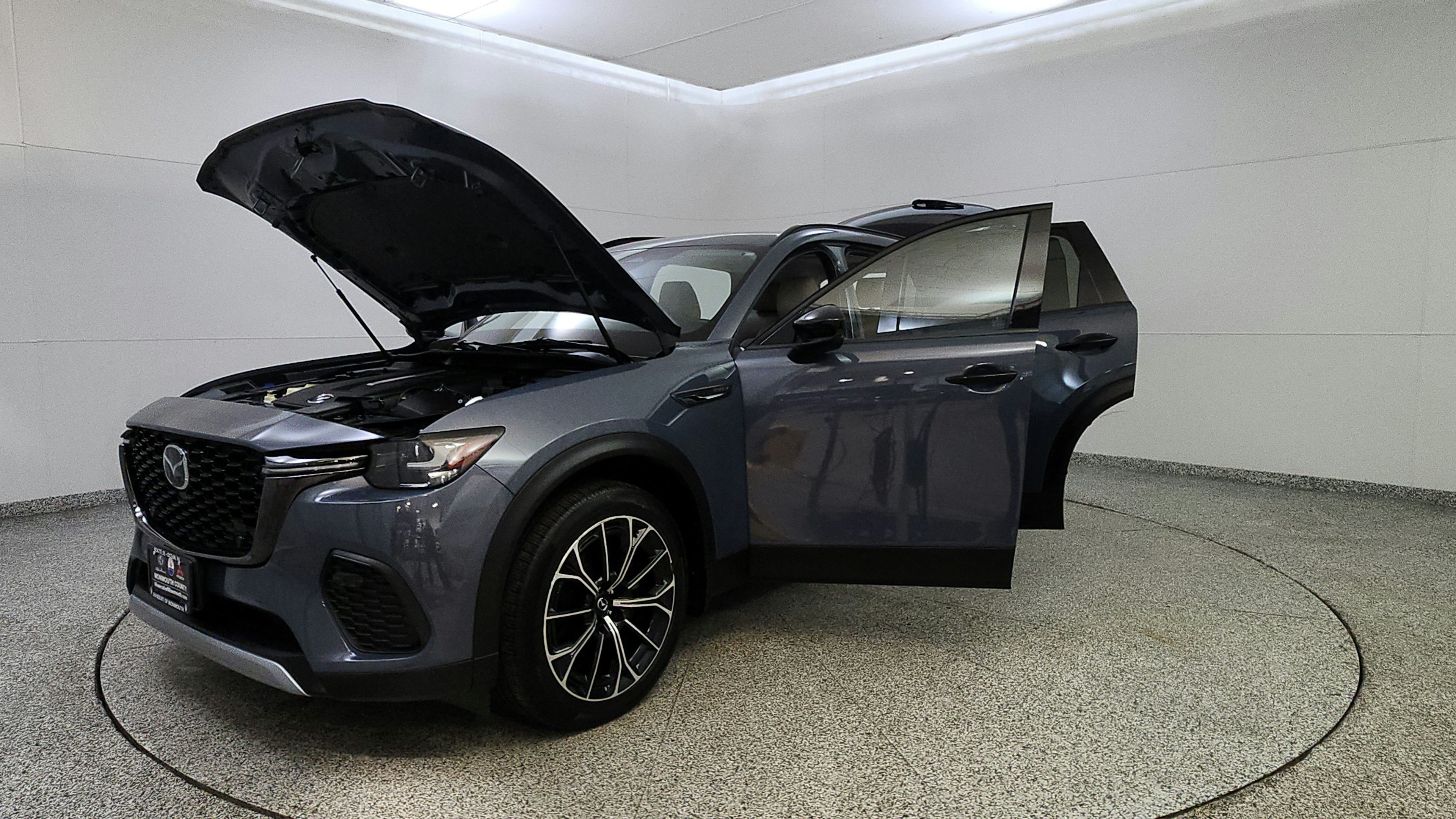 Used 2025 MAZDA CX-70 Plug-In Hybrid w/ Premium Pkg AWD/4WD image 10