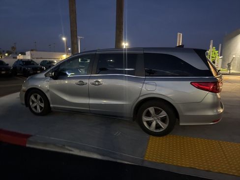 Used 2019 Honda Odyssey EX image 24