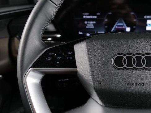 Used 2025 Audi Q5 Premium Plus AWD/4WD image 19