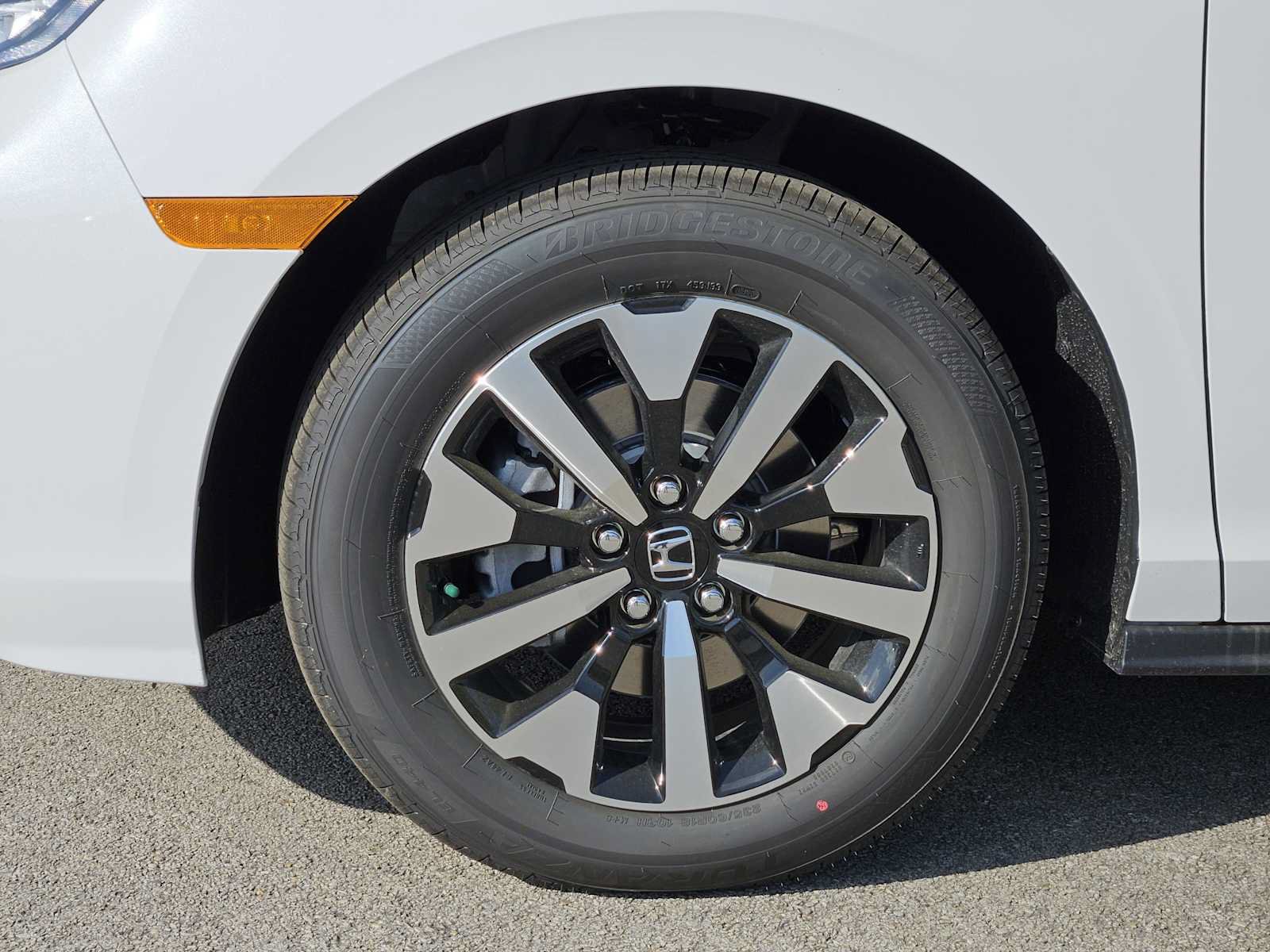 New 2026 Honda Odyssey Elite image 9