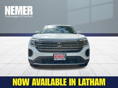 Used 2024 Volkswagen Atlas SE AWD/4WD image 6