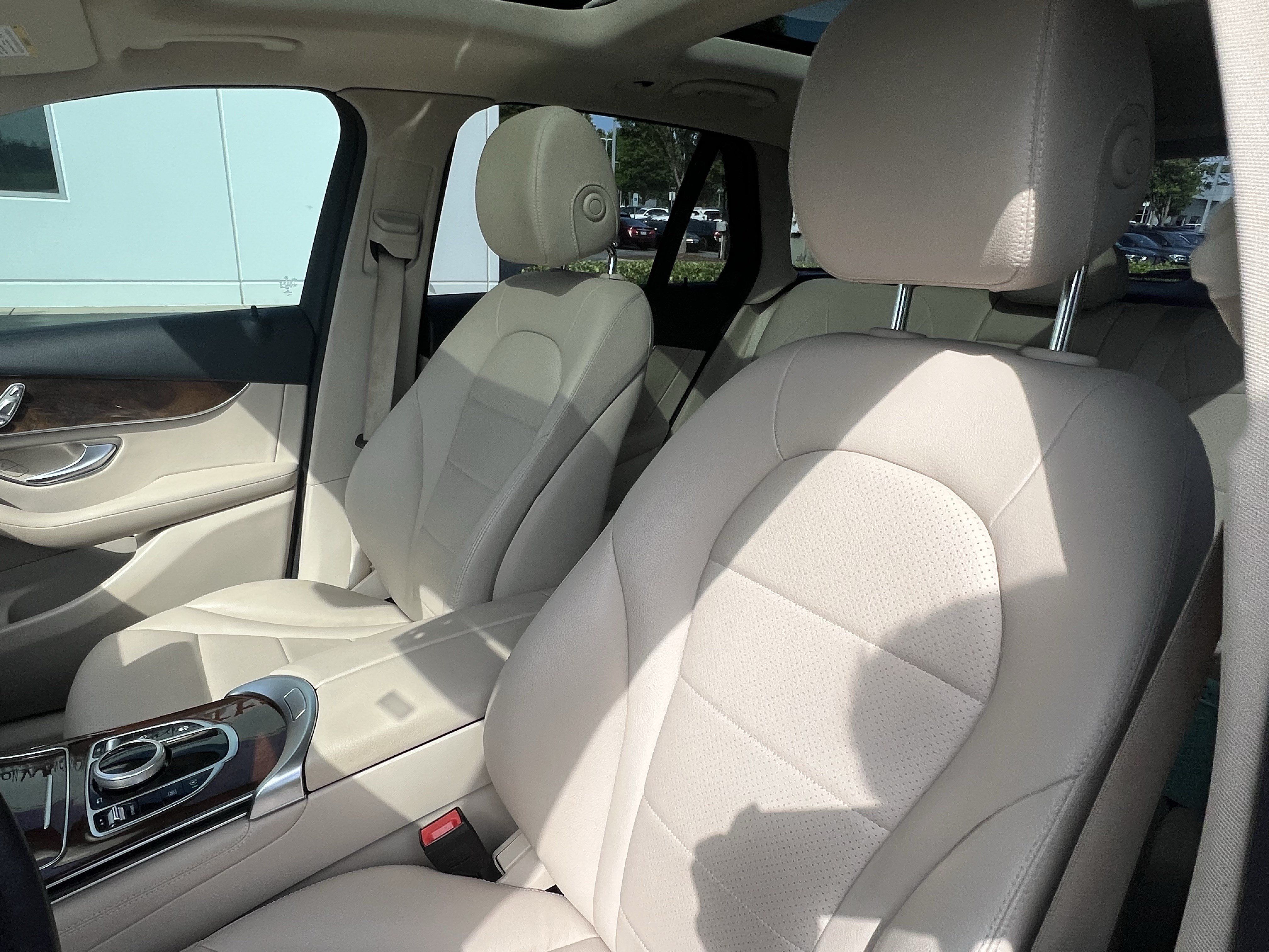 Used 2019 Mercedes-Benz GLC 300 image 16