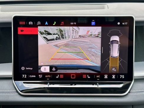 New 2025 Volkswagen Tiguan SE image 24