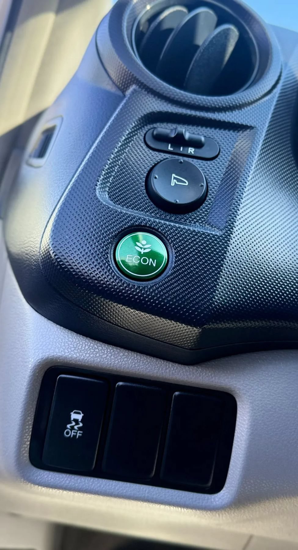 Used 2010 Honda Insight EX image 18