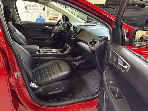 Used 2021 Ford Edge SEL w/ Convenience Package FWD image 17