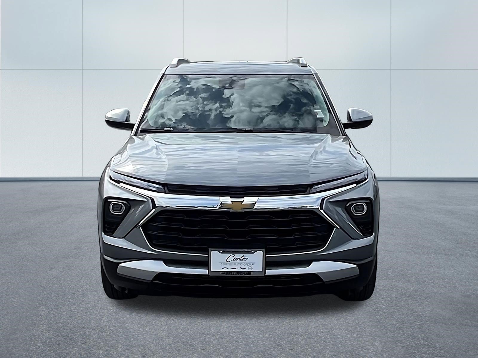 Used 2026 Chevrolet TrailBlazer LT w/ Convenience Package FWD image 2