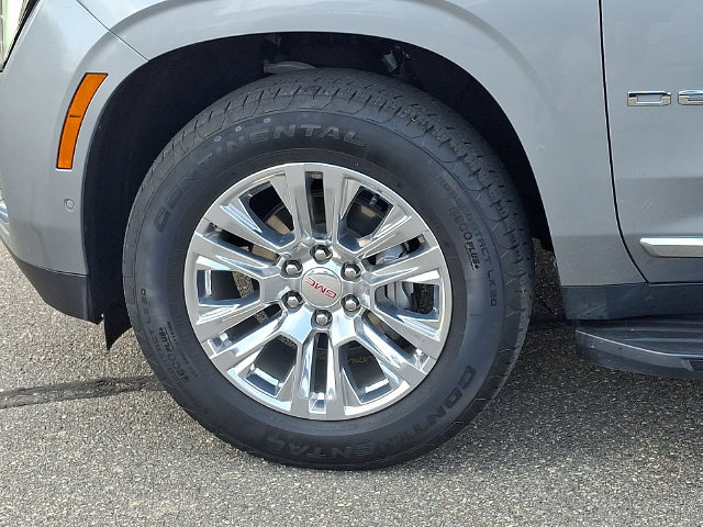 Used 2025 GMC Yukon Denali AWD/4WD image 8