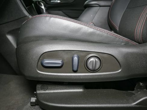 Used 2023 Chevrolet Equinox RS AWD/4WD image 36