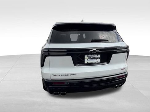 Certified 2024 Chevrolet Traverse RS w/ LPO, Floor Liner Package AWD/4WD image 5