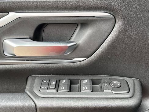 New 2026 RAM 1500 4x4 Crew Cab image 17