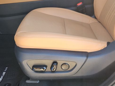 Used 2025 Lexus NX 250 FWD w/ Accessory Package (2T) image 33