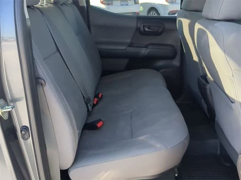 Used 2020 Toyota Tacoma SR image 19