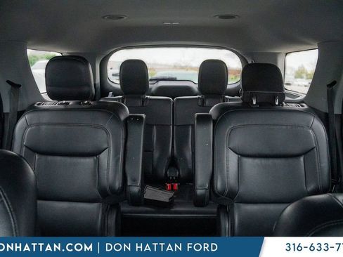 Used 2020 Ford Explorer XLT w/ Equipment Group 202A AWD/4WD image 20