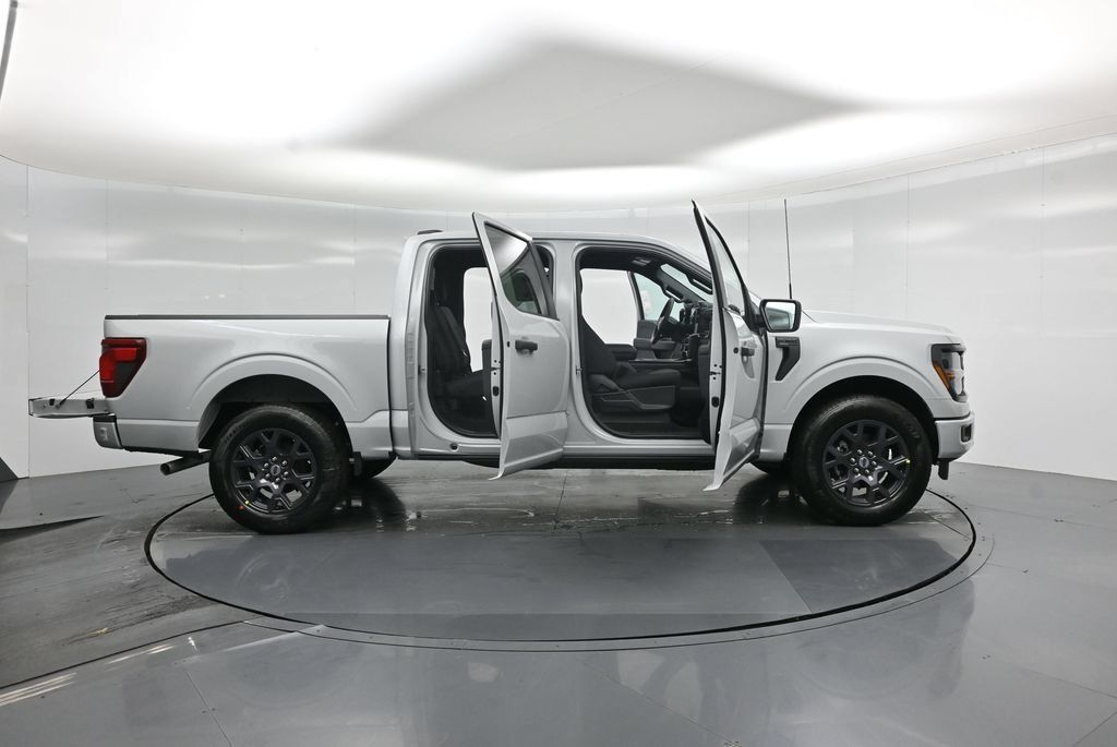 Used 2026 Ford F150 STX w/ Equipment Group 200A RWD image 4