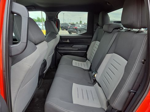 Used 2024 Toyota Tacoma TRD Off-Road AWD/4WD image 10