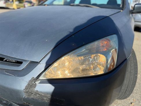 Used 2004 Honda Accord EX image 52