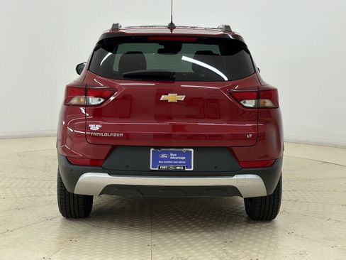 Used 2021 Chevrolet TrailBlazer LT w/ Sun and Liftgate Package FWD image 10