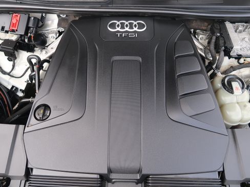 Used 2018 Audi Q7 2.0T Premium Plus AWD/4WD image 52