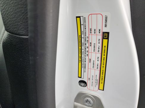 Used 2024 Chrysler Pacifica Limited image 70