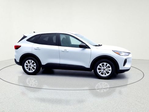 New 2026 Ford Escape Active w/ Cold Weather Package image 10