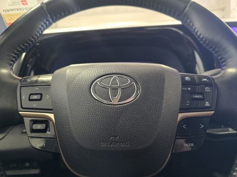 Certified 2023 Toyota Crown AWD/4WD image 26