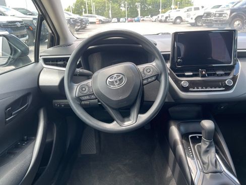 Used 2026 Toyota Corolla LE FWD image 16