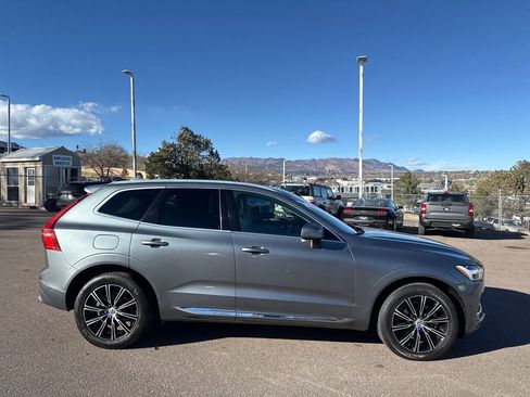 Used 2019 Volvo XC60 T5 Inscription image 8