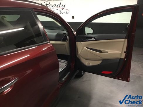 Used 2016 Hyundai Tucson Limited w/ Option Group 03 image 38