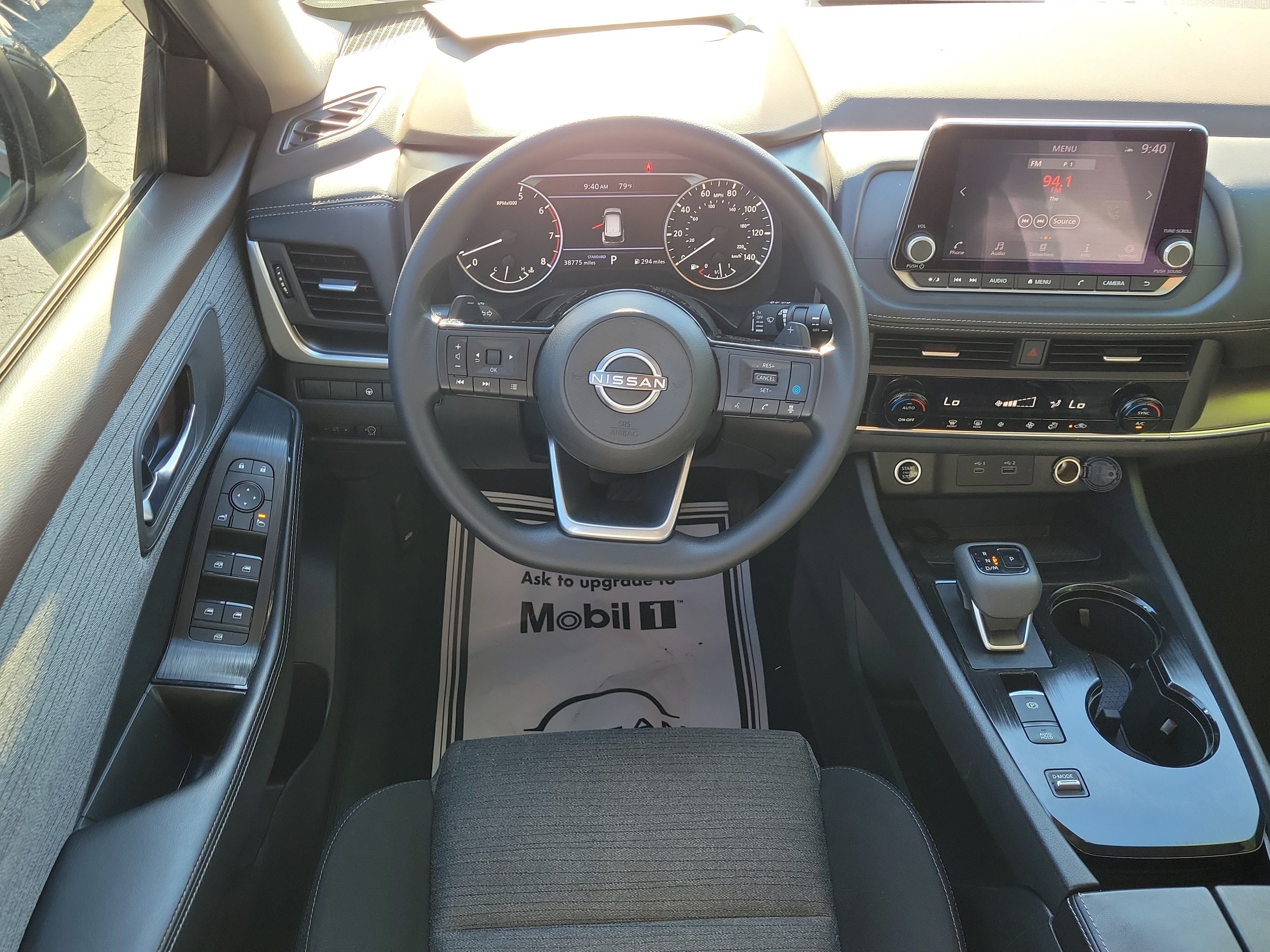 Certified 2023 Nissan Rogue SV FWD image 15